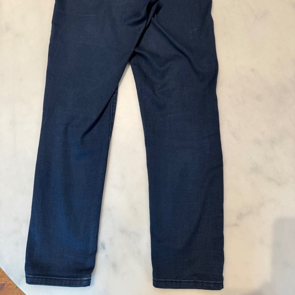 Ann Klein Jeans, Skinny Ankle, Women’s size 8 X 29” inseam, Inky blue - Picture 6 of 6